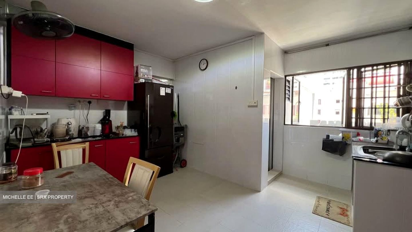 Blk 124 Pending Road (Bukit Panjang), HDB Executive #545327901